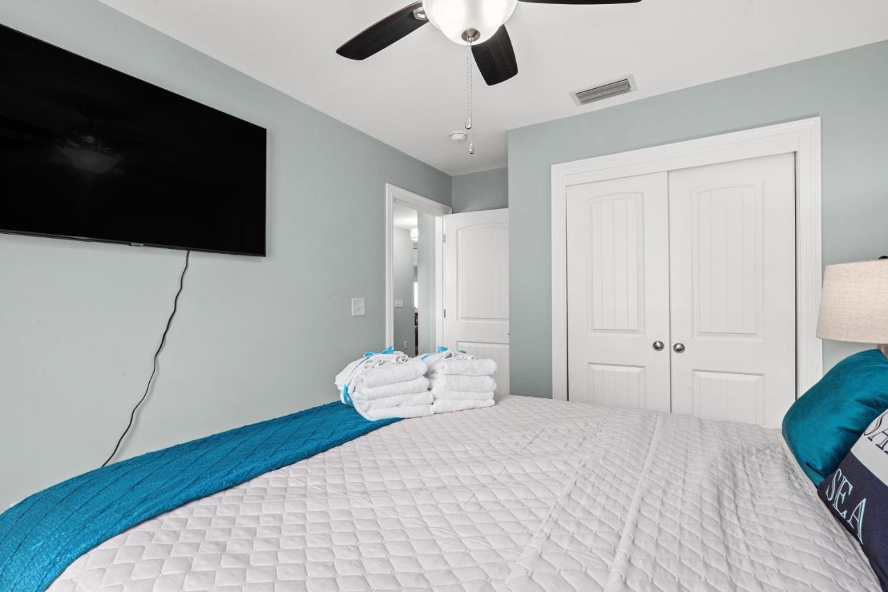 Coral - 3bd 2ba Close To W/ Optional Golf Cart! Holiday home *