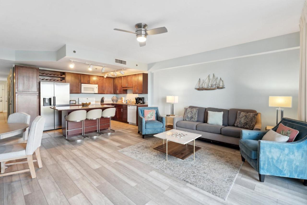 Laketown Wharf #302 By Nautical