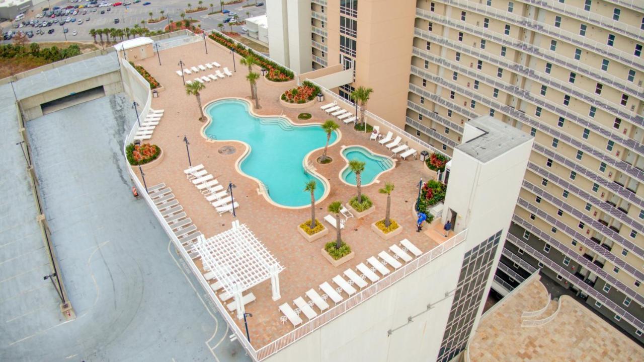 Laketown Wharf #302 By Nautical
