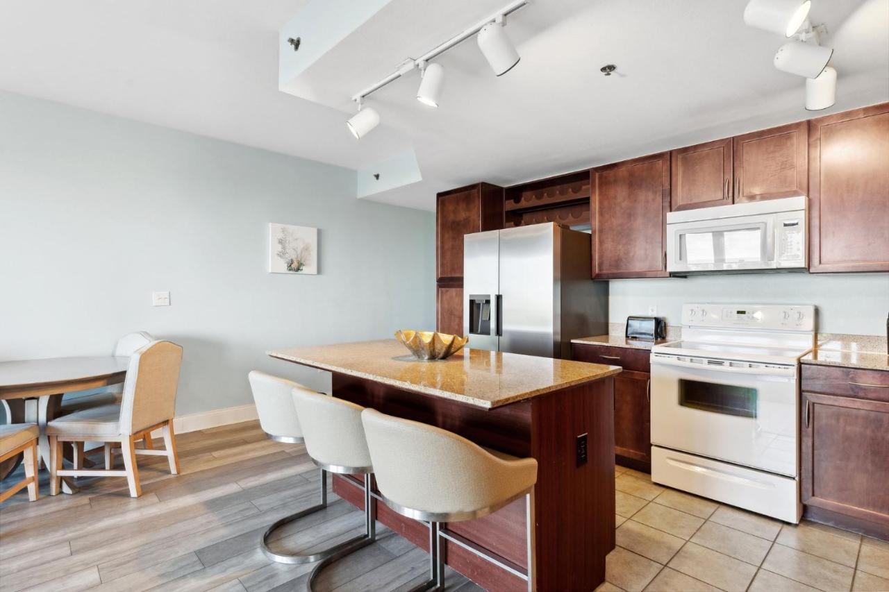 Laketown Wharf #302 By Nautical Holiday home Panama City Beach