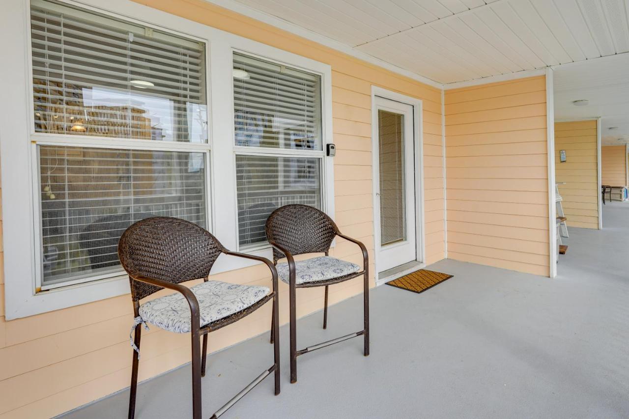 Charming Pcb With Balcony Walk To Beach! * Panama City Beach