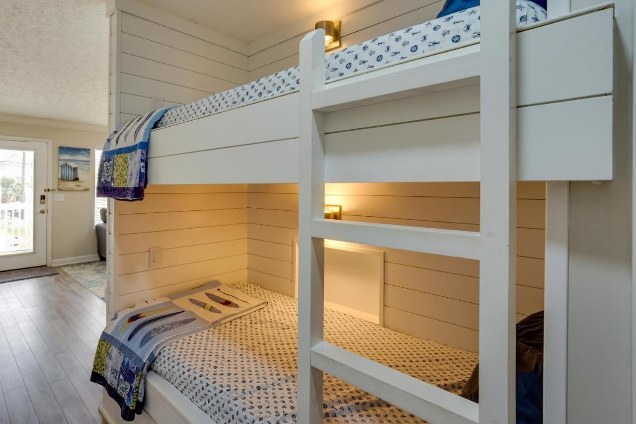 Charming Pcb With Balcony Walk To Beach! * Panama City Beach