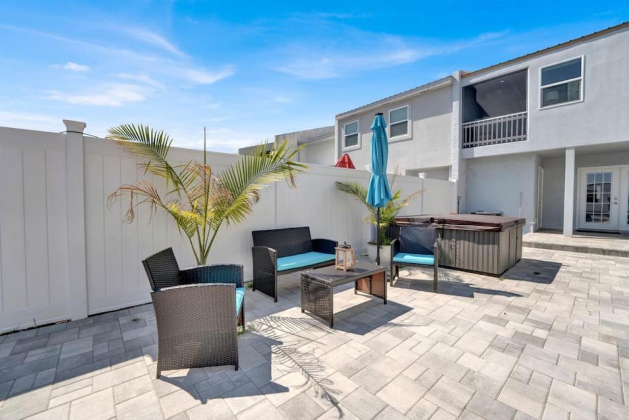 Dog Friendly 2 Bedroom Townhome With Hot Tub And Walking Distance To * Panama City Beach