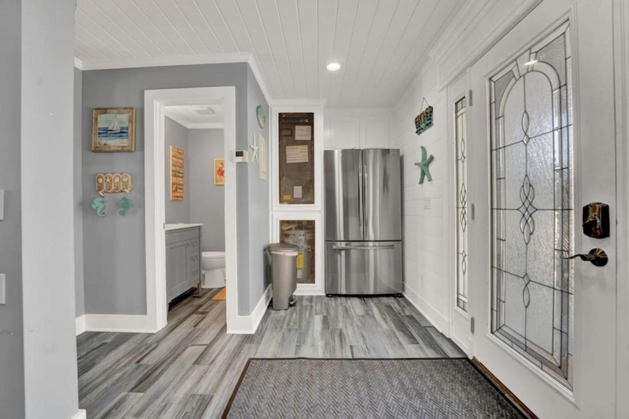 Holiday home Dog Friendly 2 Bedroom Townhome With Hot Tub And Walking Distance To *