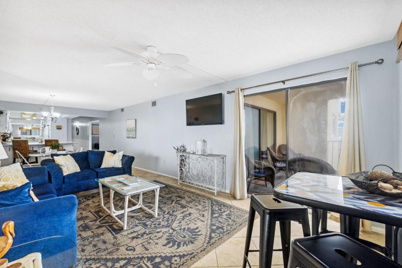 Regency Towers 702 Apartment