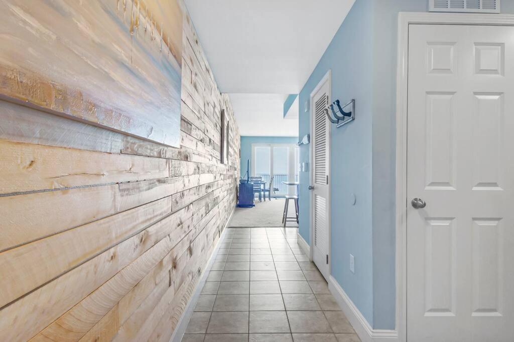 Laketown Wharf 1226 -2bd+bunks, Amazing Gulf Views *