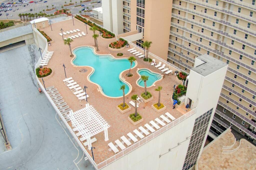 Laketown Wharf 1226 -2bd+bunks, Amazing Gulf Views Apartment