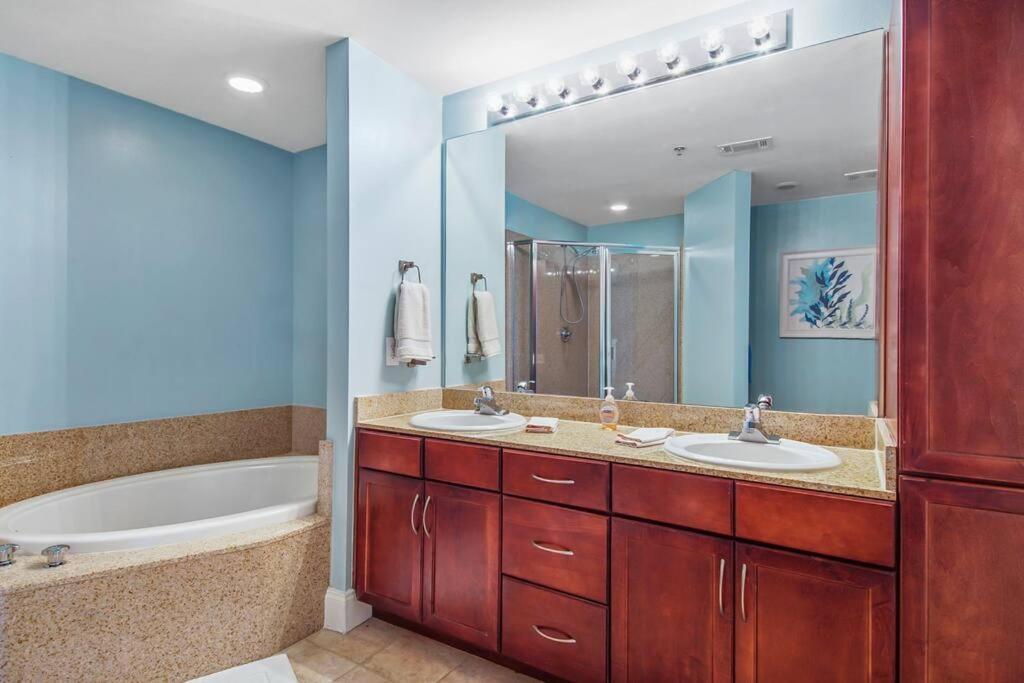 Laketown Wharf 1226 -2bd+bunks, Amazing Gulf Views Apartment Panama City Beach