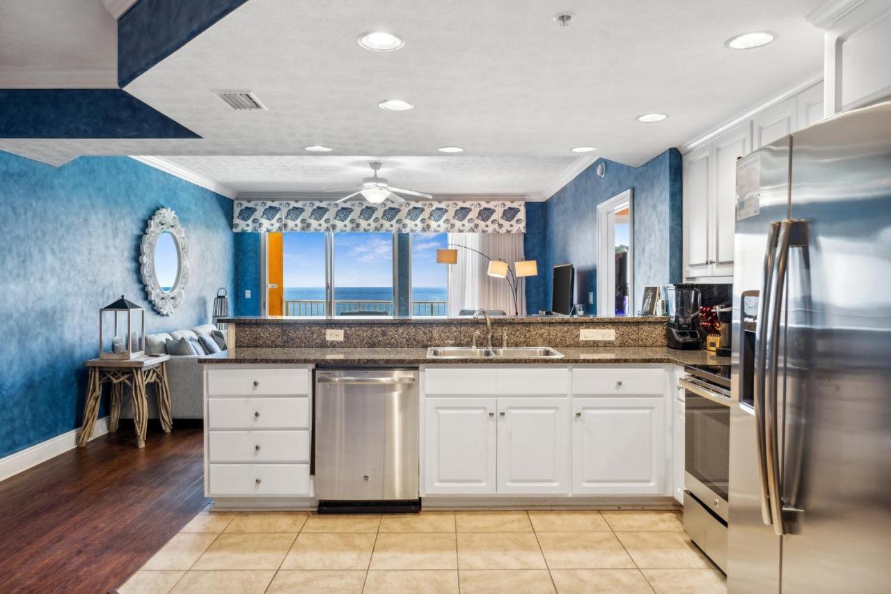 Apartment Treasure Island 1207