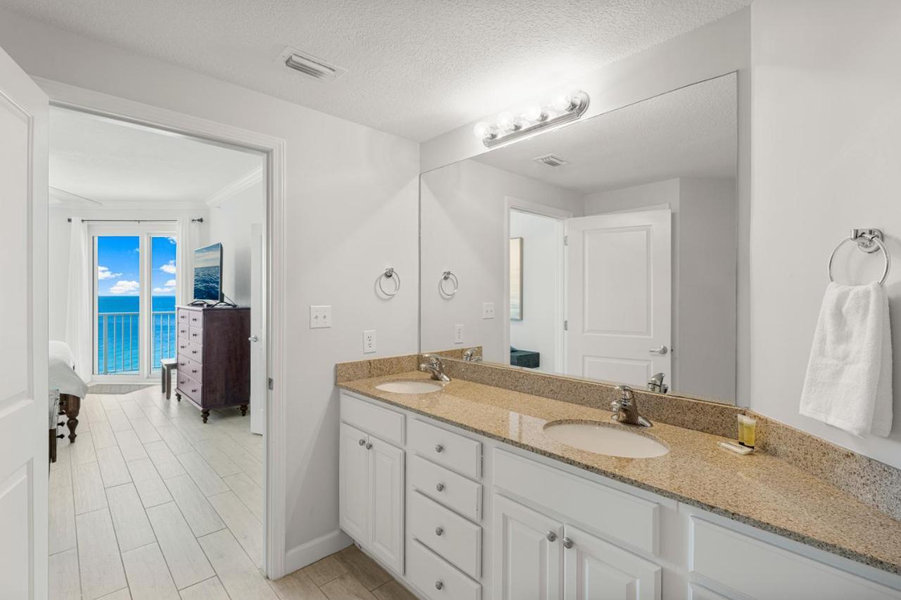 Apartment Spectacular 3bd Beachfront Condo! Spacious! By Dolce Getaways Pcb