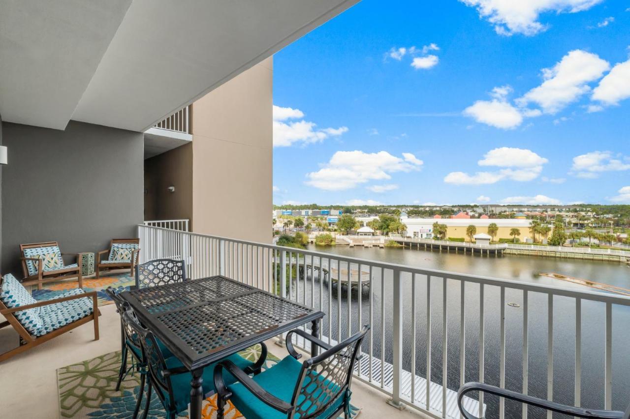 Laketown Wharf #422 By Nautical *