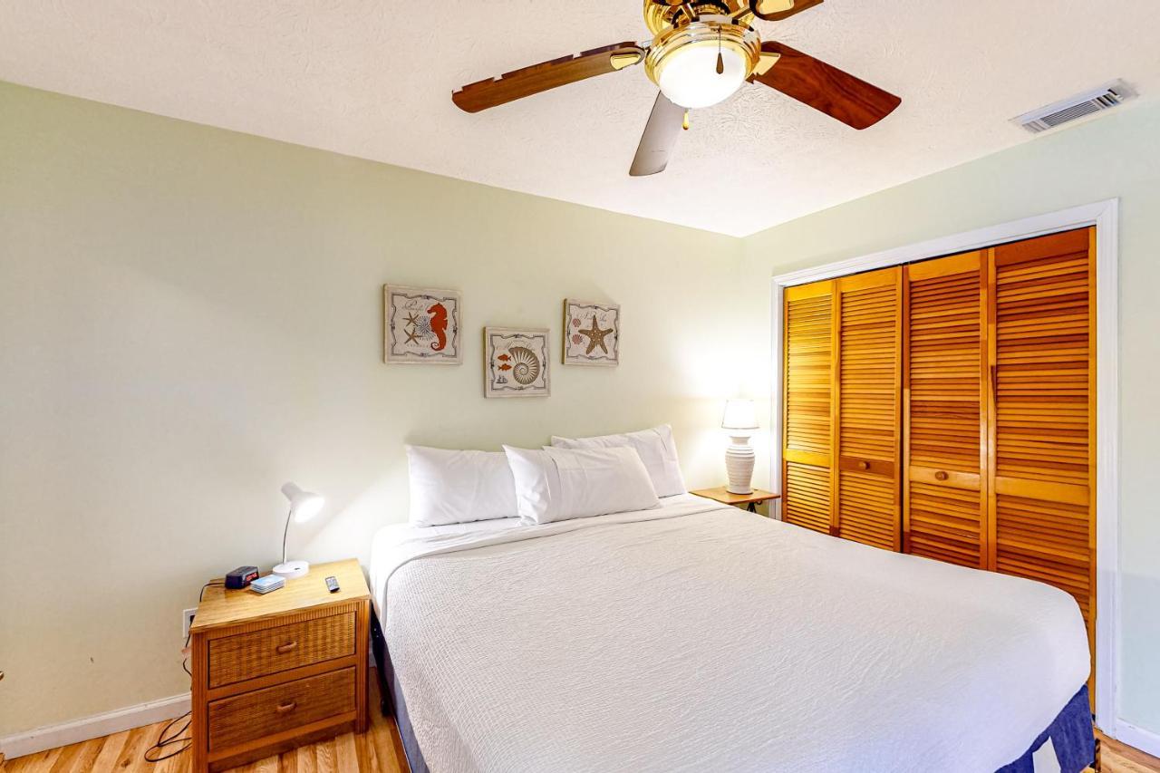 Gulf Highlands - White Sandy Getaway Holiday home *