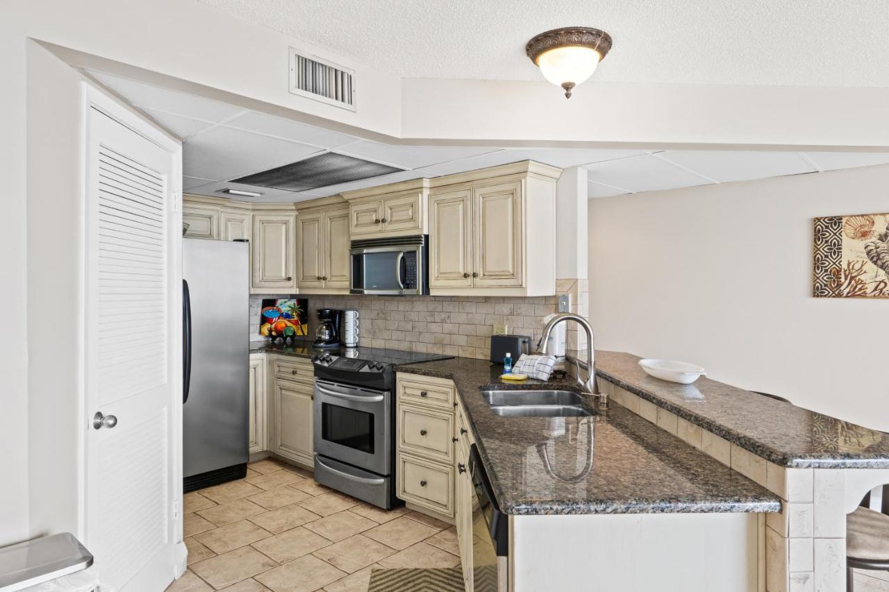 Holiday home Aquavista #204-w By Book That
