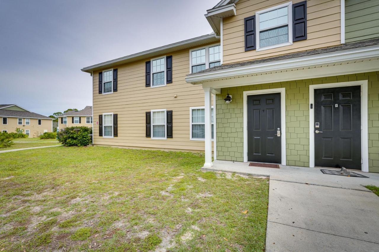 Apartment Pcb With Pool Access 1 Mi To Beach!