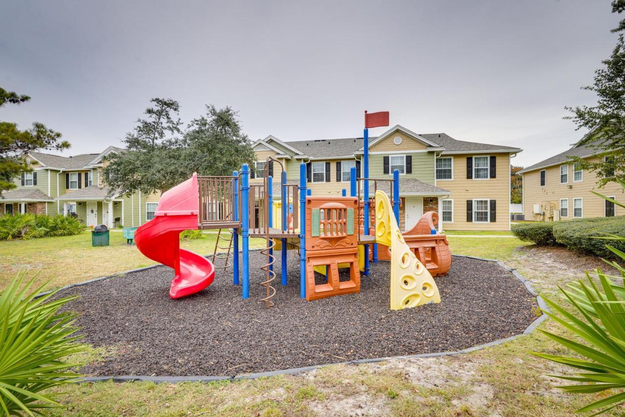 Apartment Pcb With Pool Access 1 Mi To Beach! *