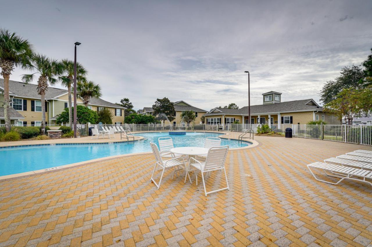 Apartment Pcb With Pool Access 1 Mi To Beach!
