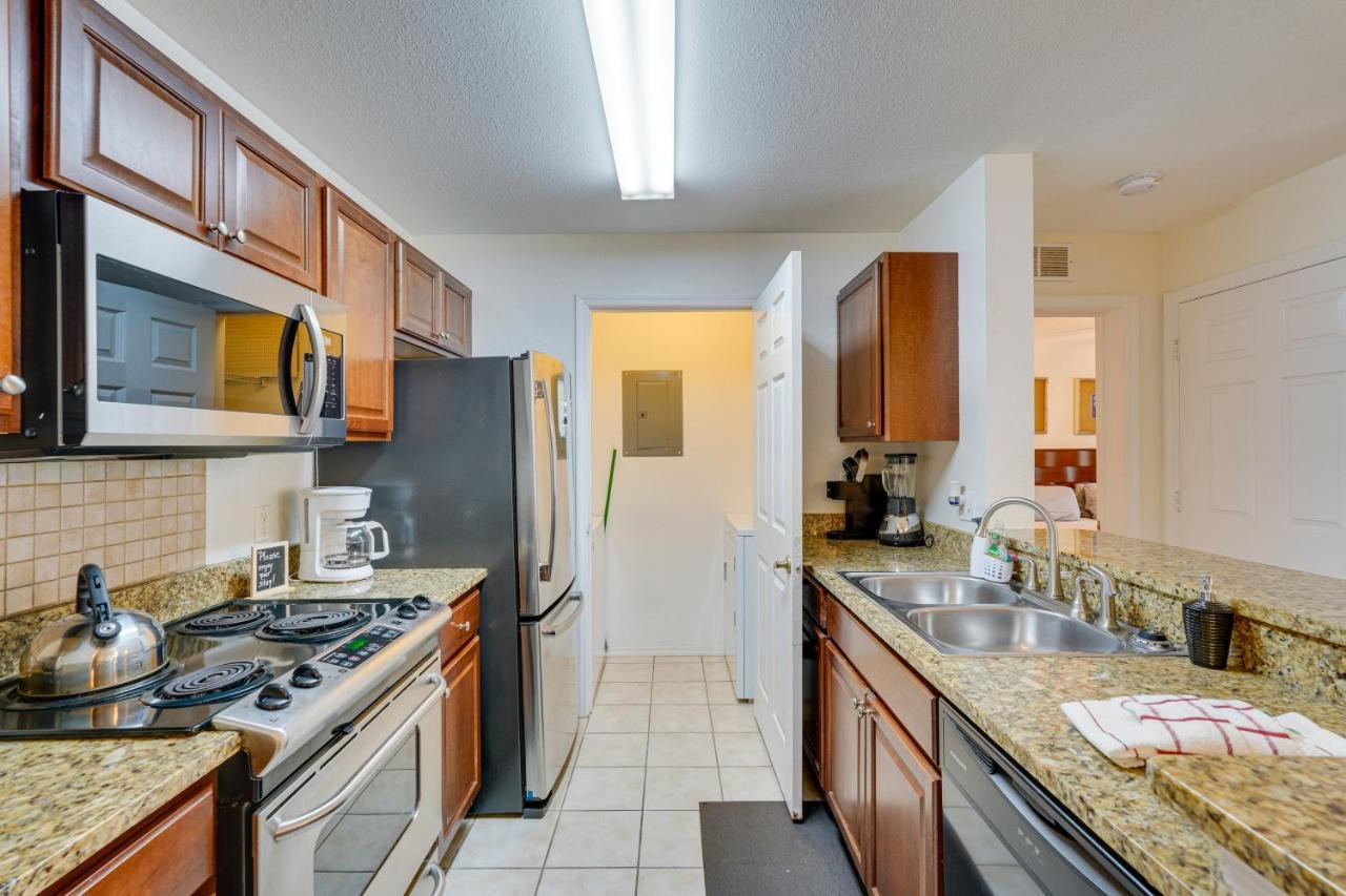 Pcb With Pool Access 1 Mi To Beach!