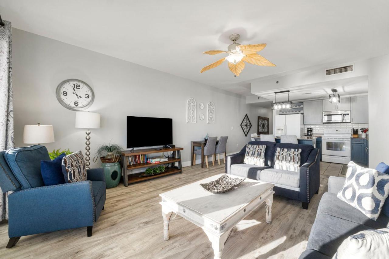 Laketown Wharf #1007 By Nautical Holiday home *