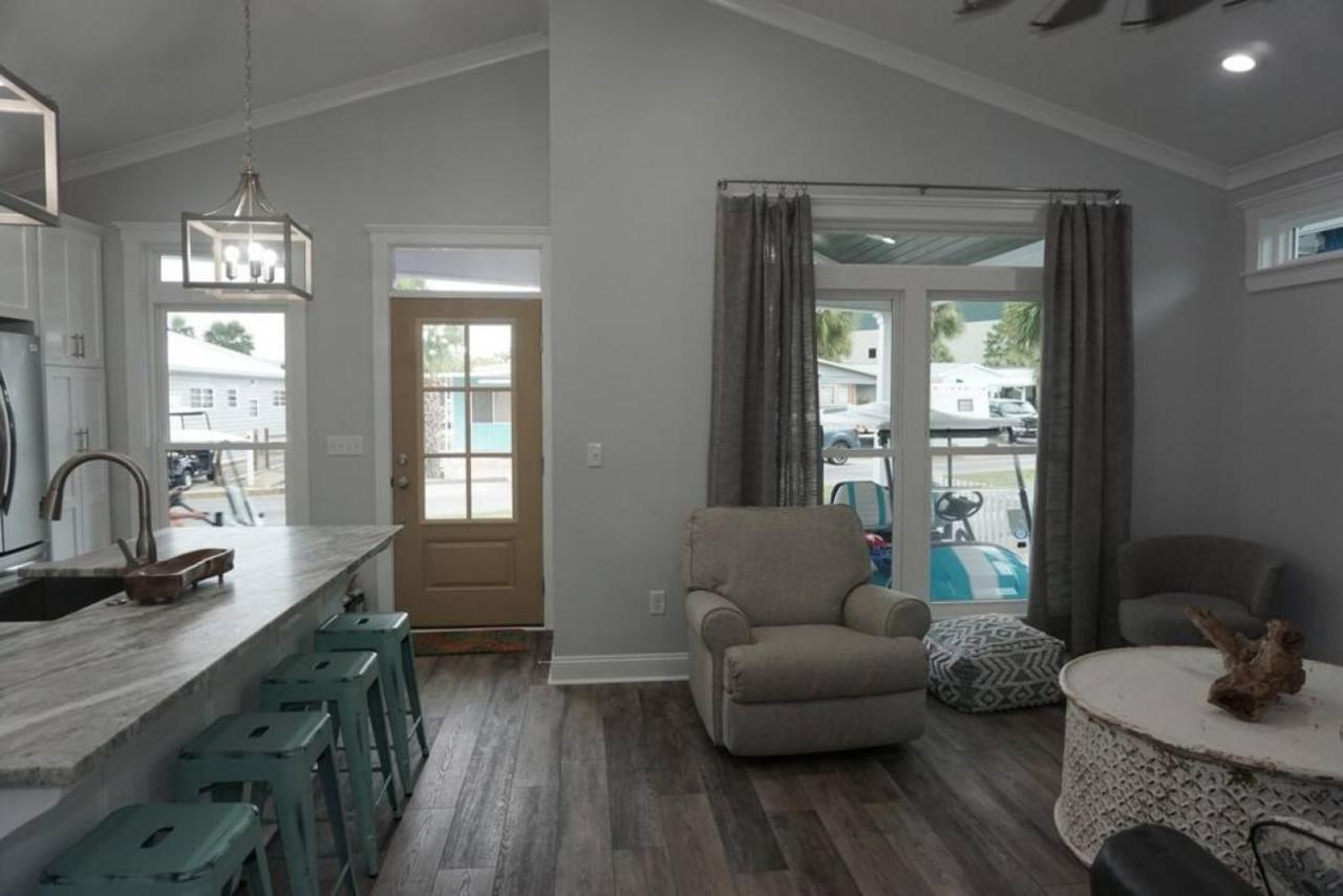 Venture Out 311 Venture Blvd 3bd 2ba With Golf Cart