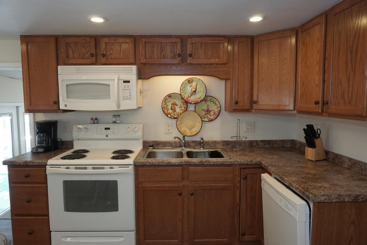Venture Out 194 S Marlin Dr Comes With Golf Cart * Panama City Beach