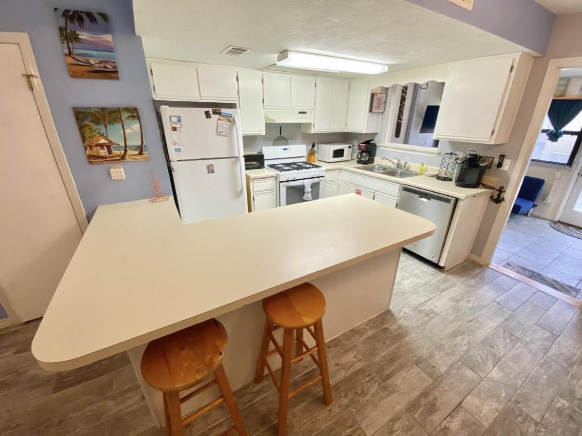 Gulf Highlands Townhouse 153 Damon Circle