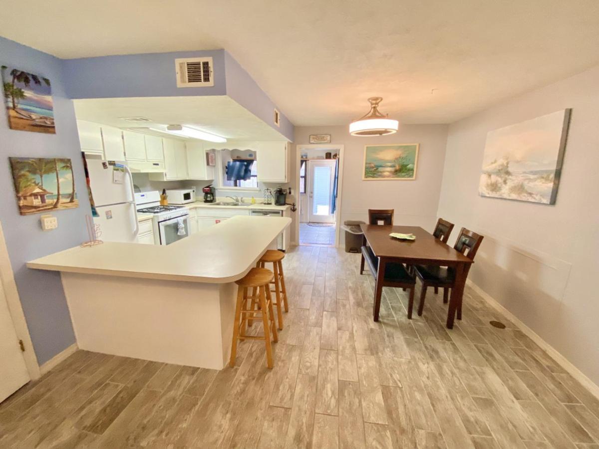 Gulf Highlands Townhouse 153 Damon Circle