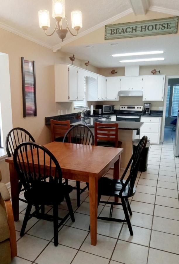 Holiday home Venture Out 464 Marlin Dr Comes With Golf Cart