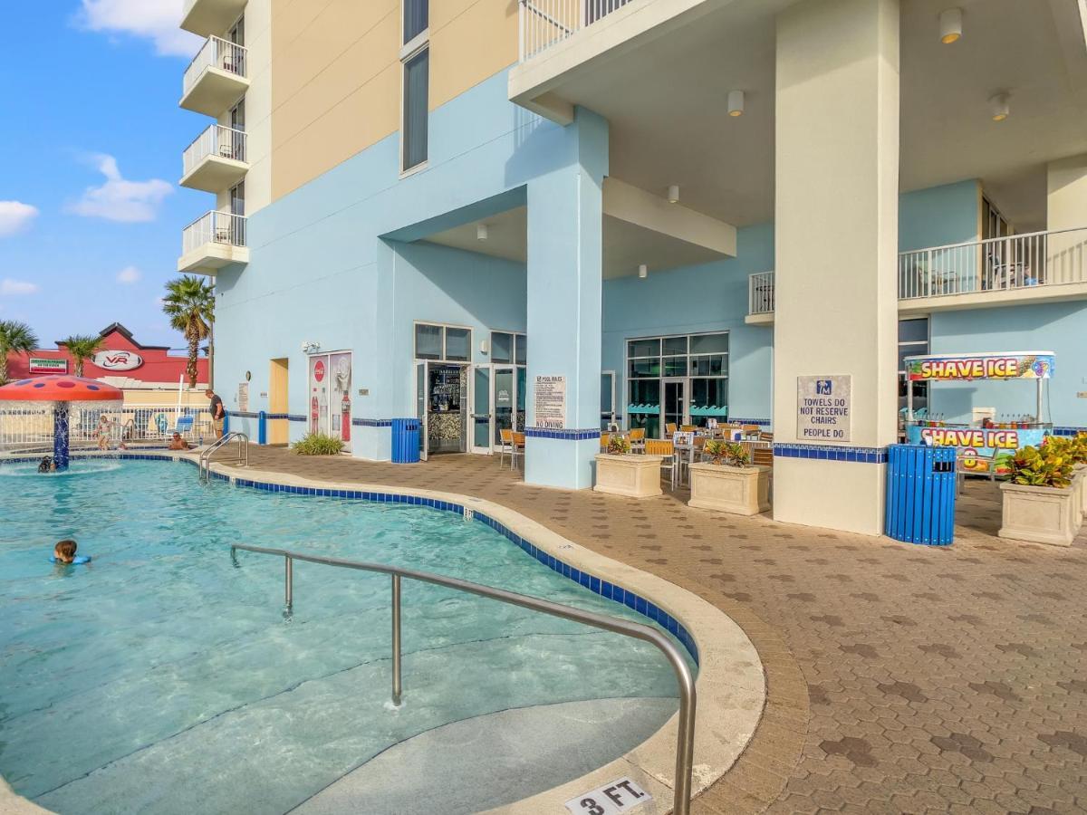 Apartment Modern 3 Bedroom Beachfront Condo! Amenities Galore! By Dolce Getaways Pcb Panama City Beach