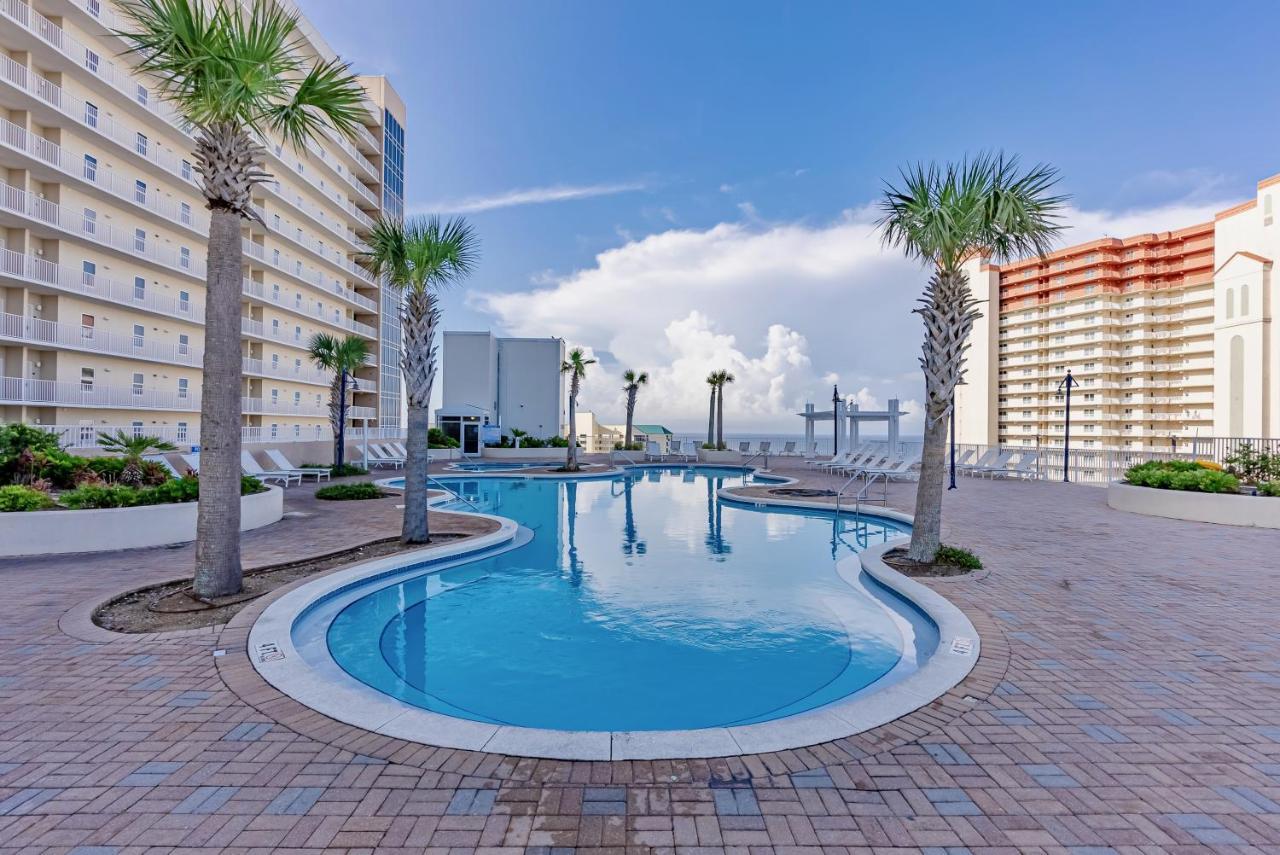 & Ocean Views! Steps To & Dining, Sleeps 9! Dolce Getaways Pcb Apartment