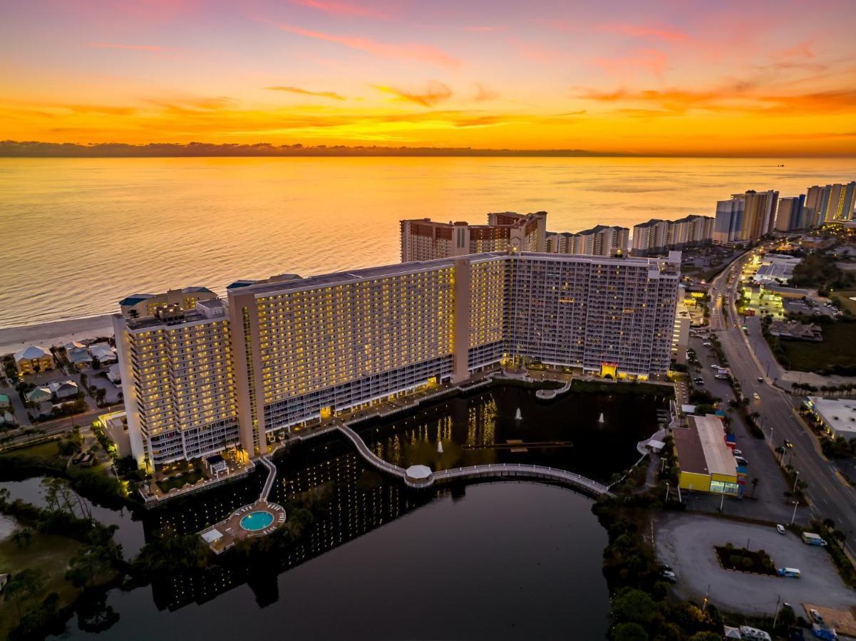 Laketown Wharf 2032 *