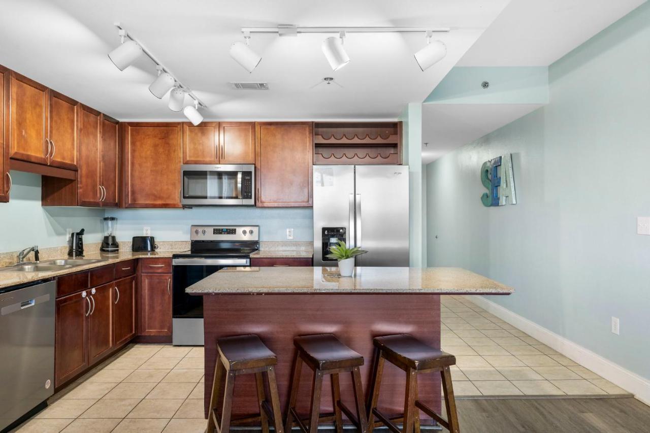 Laketown Wharf 1729 Apartment Panama City Beach