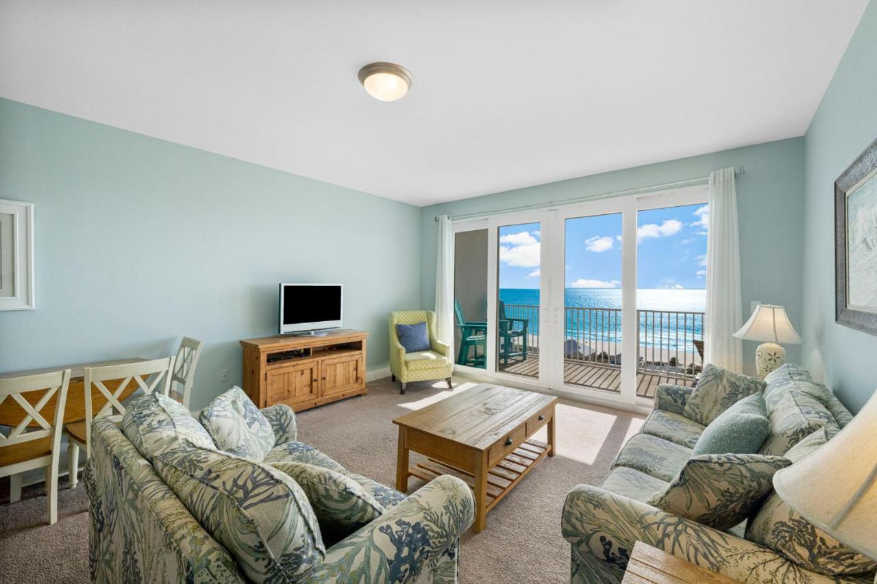 Laketown Wharf 1206 Apartment