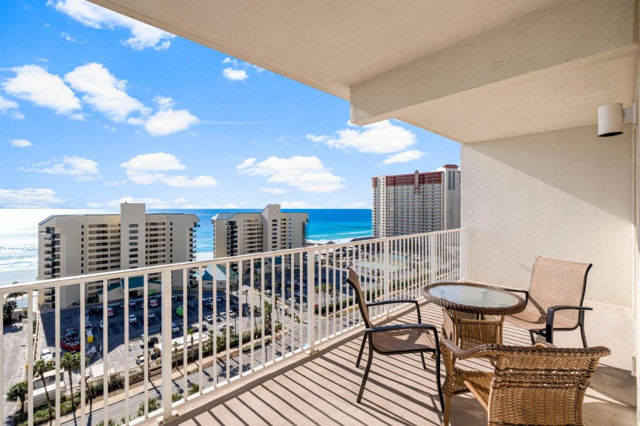 Laketown Wharf 1206