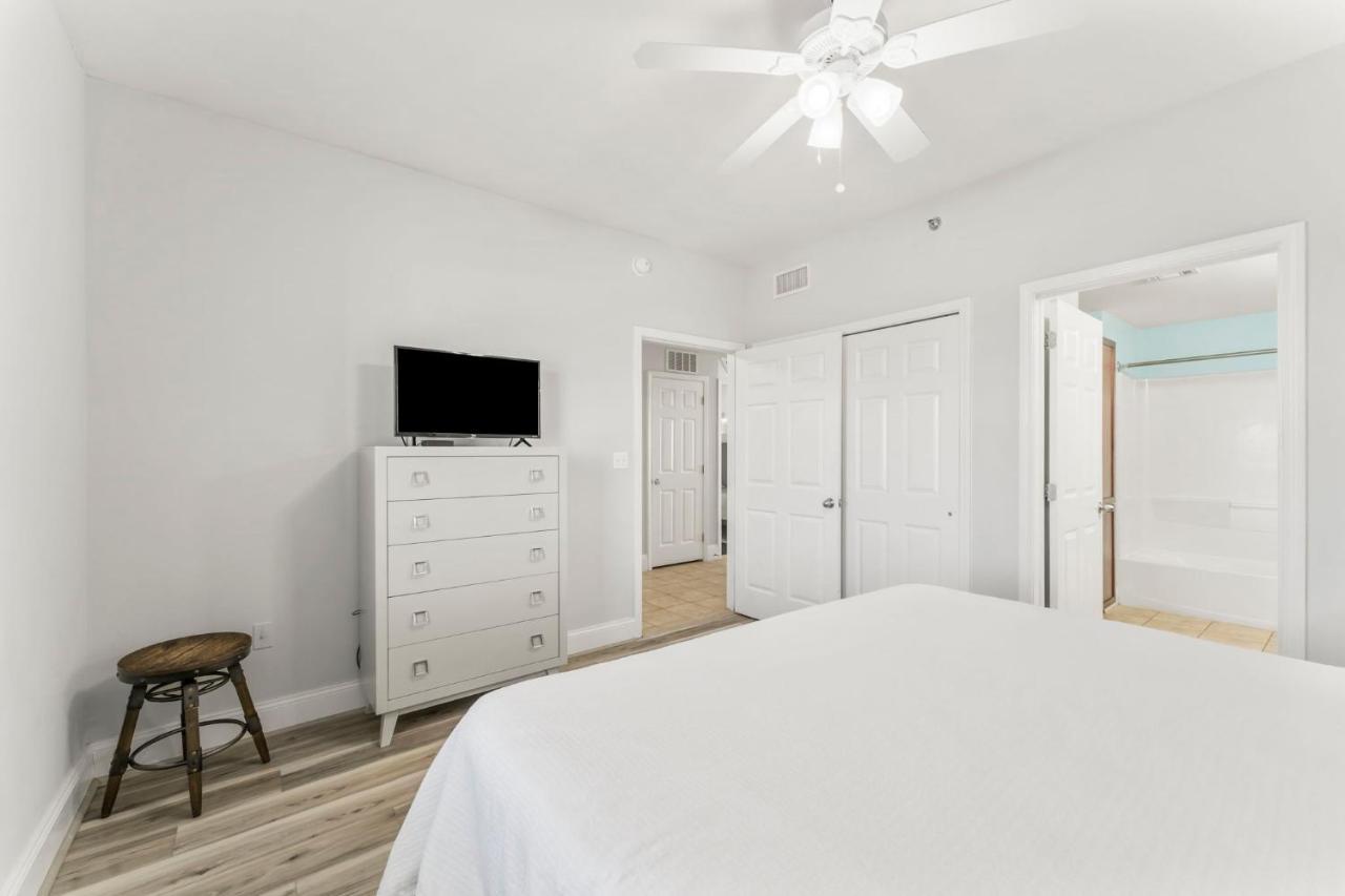Apartment Laketown Wharf 1921