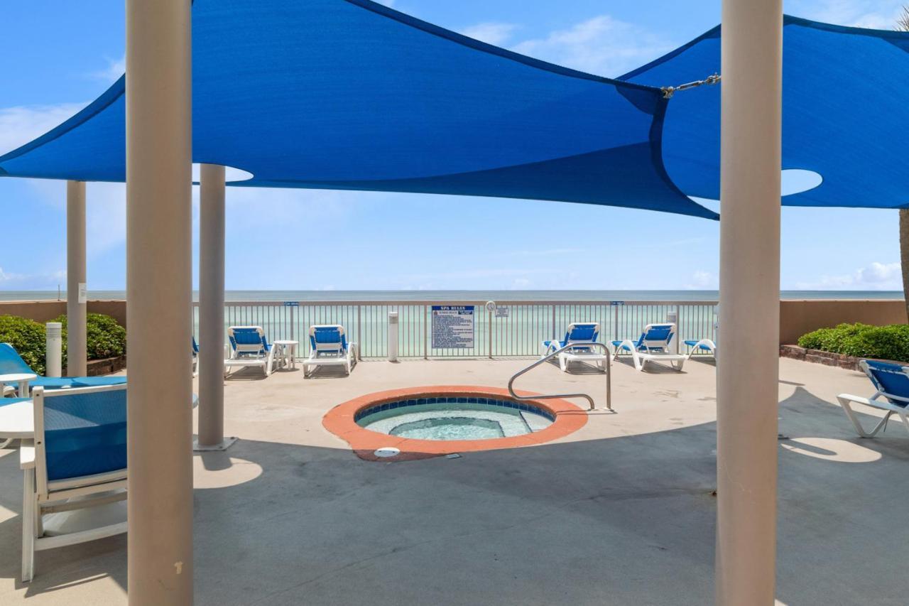 Sunrise 1702 - Beachfront Apartment