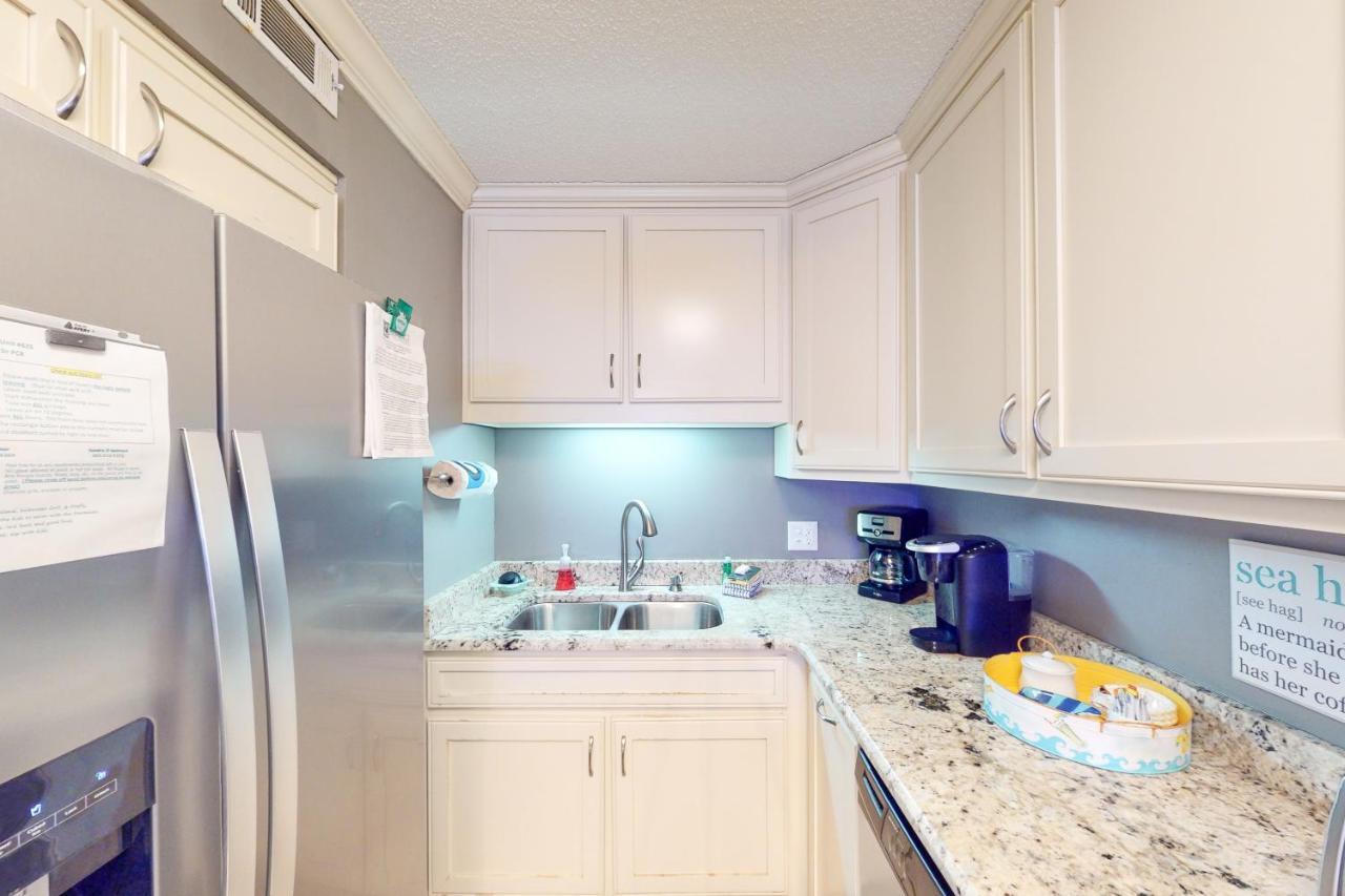 Regency Towers 625 Apartment *