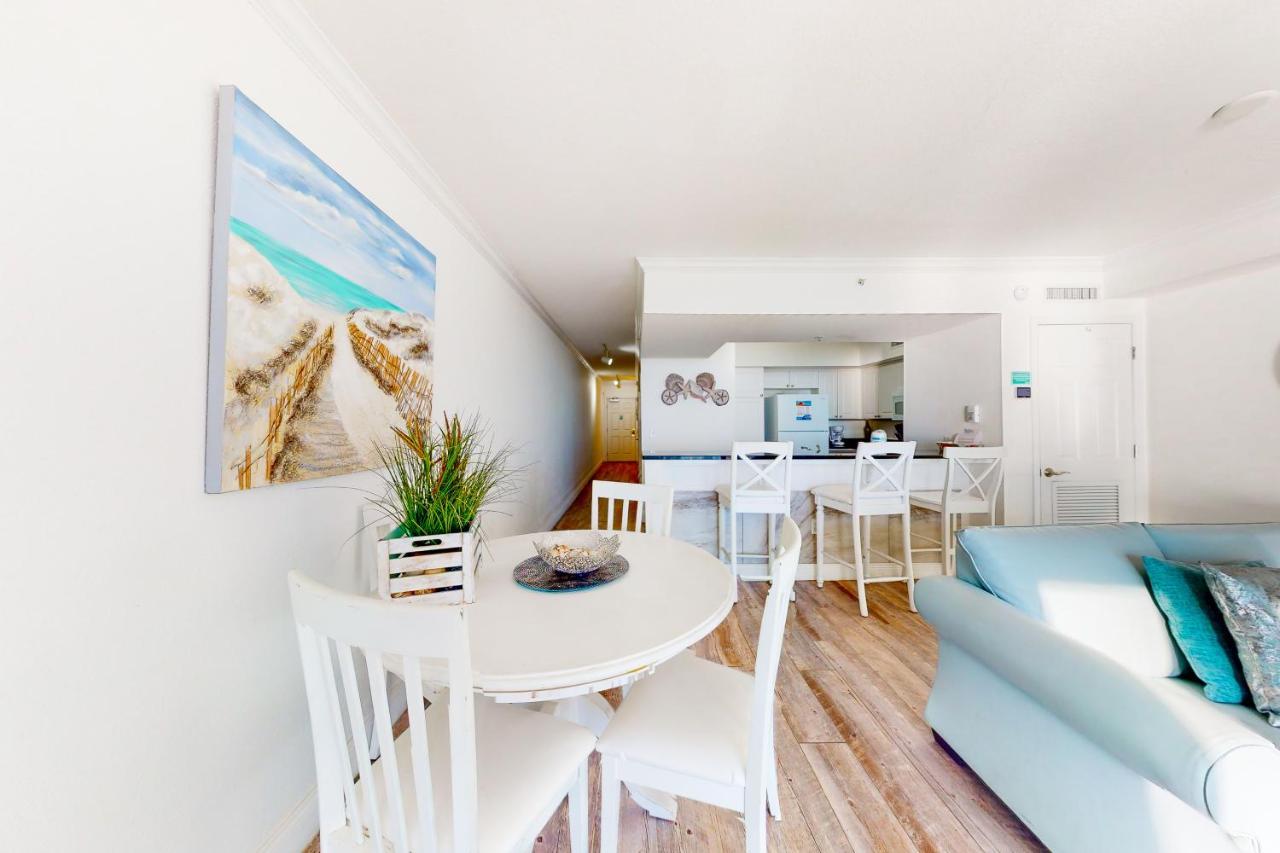 Emerald 435 Apartment *