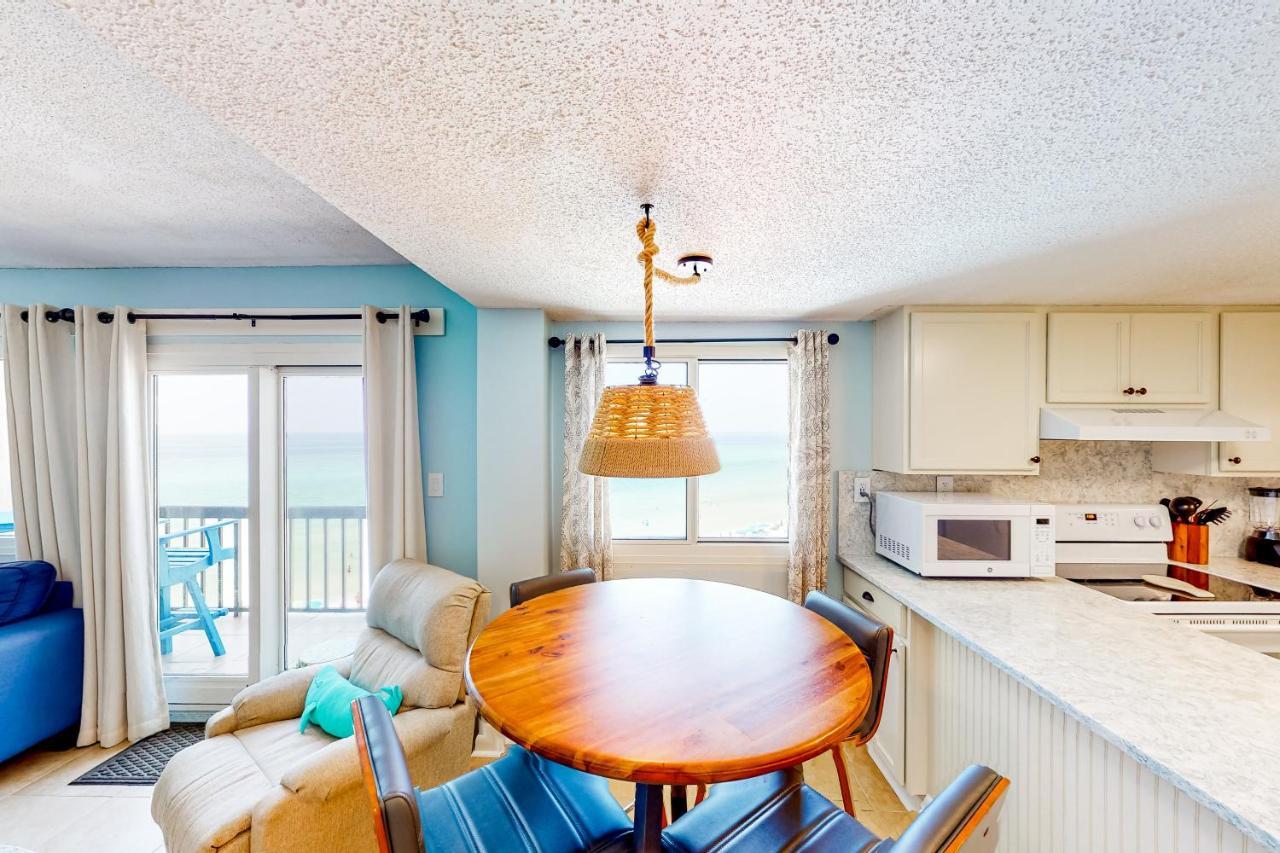 Apartment Pinnacle Port A-516
