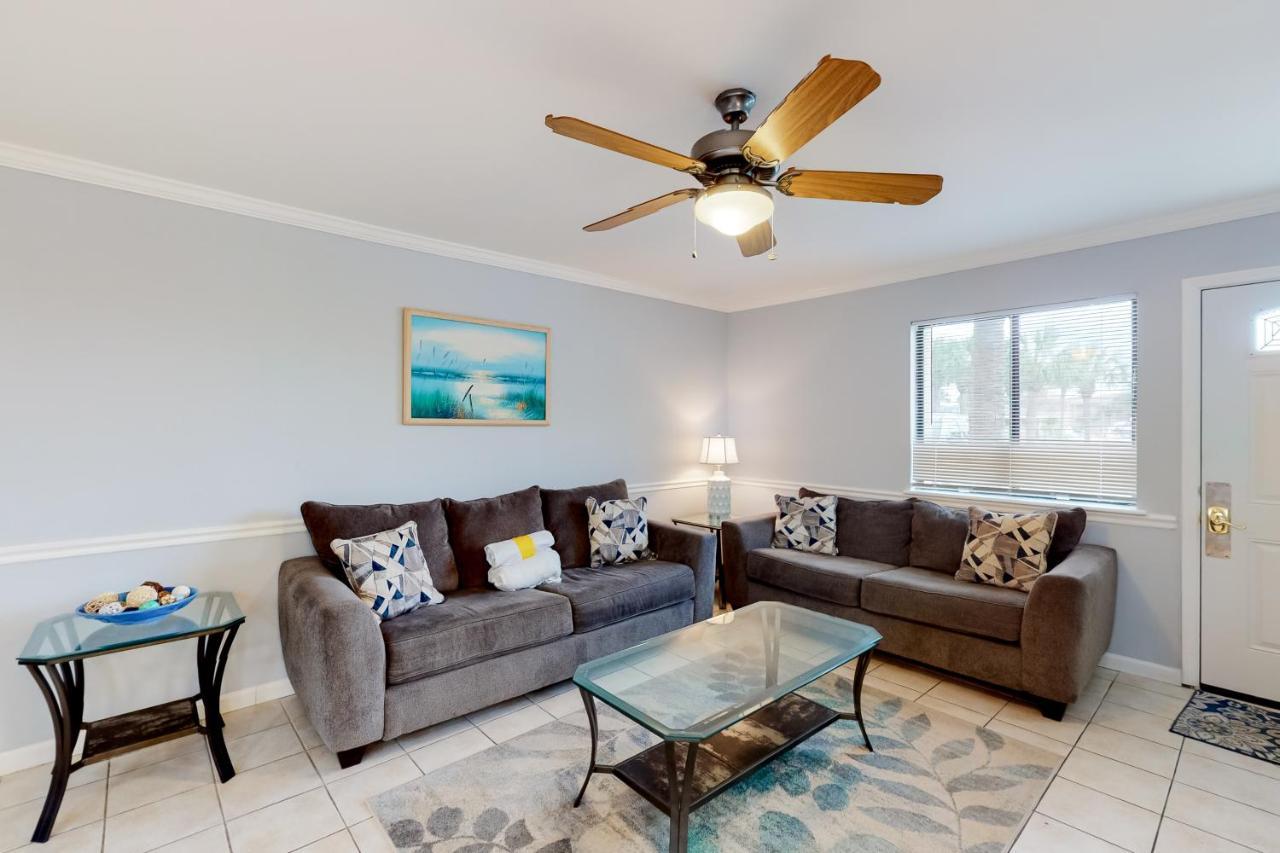 Gulf Highlands: 104 Robin Ln. Apartment Panama City Beach