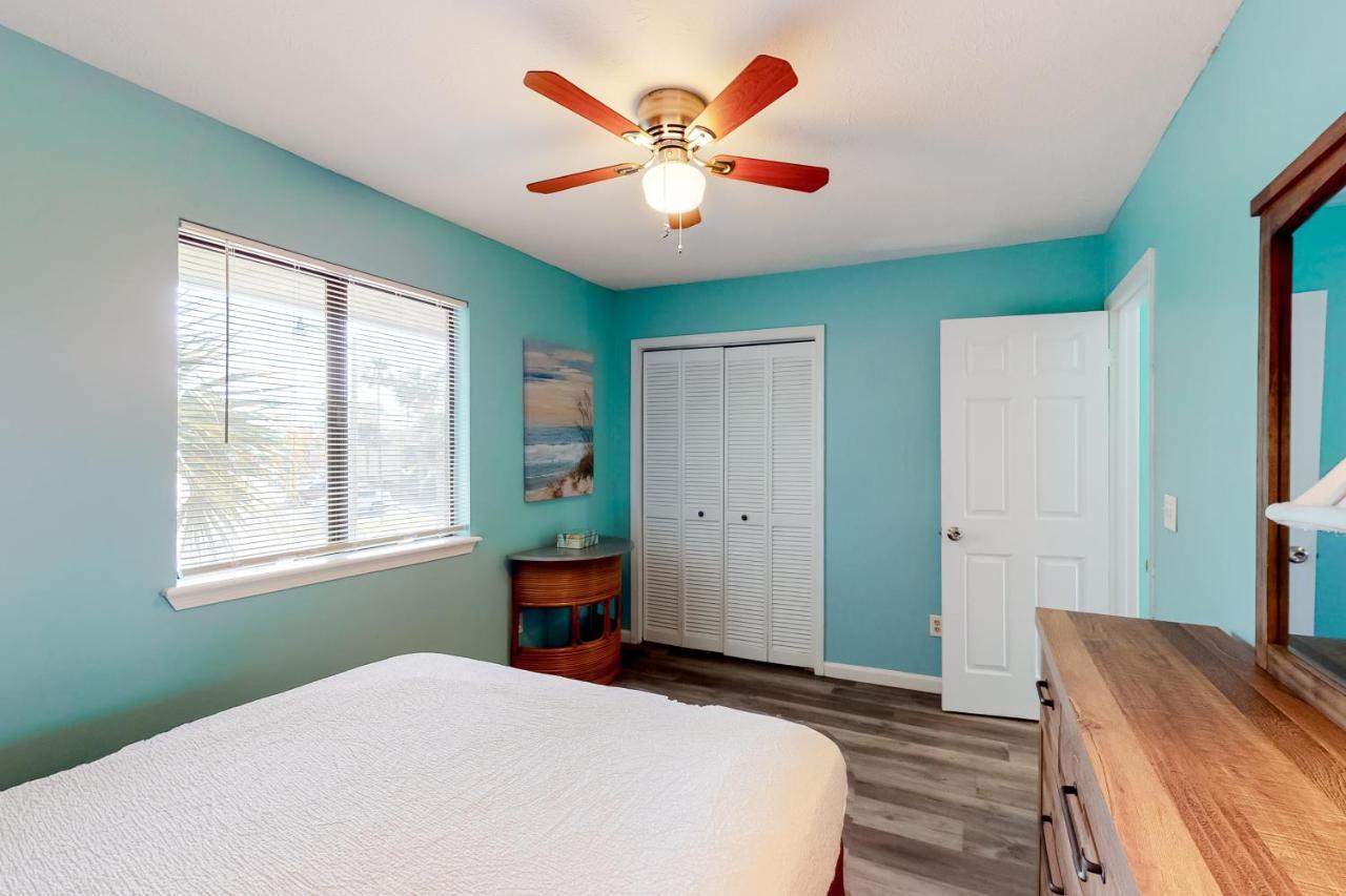 Apartment Gulf Highlands: 104 Robin Ln.