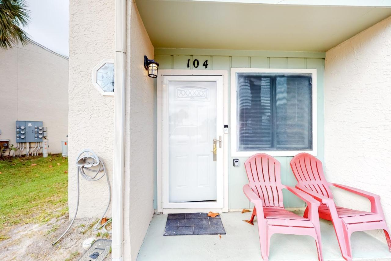 Apartment Gulf Highlands: 104 Robin Ln. *