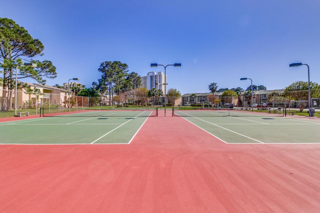 Gulf Highlands: 104 Robin Ln. *