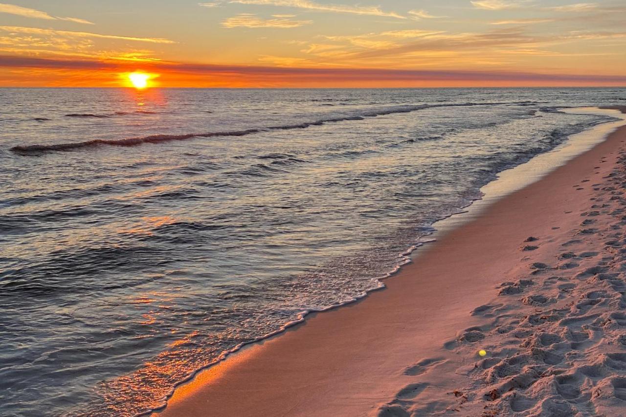 Sunset Retreat * Panama City Beach