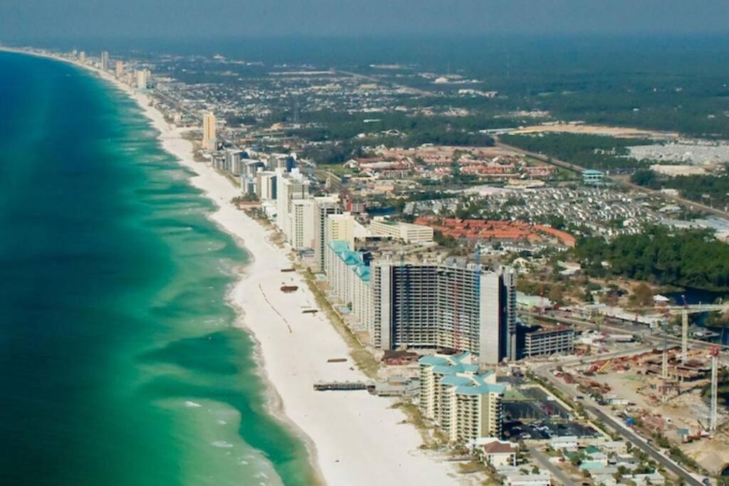 Splash Ocean-front Luxury Two-bedroom Apartment