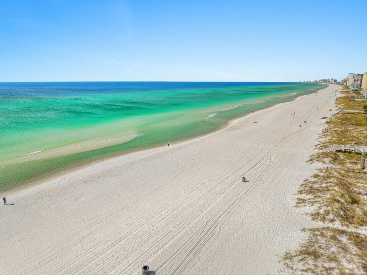 Spectacular 3br 4ba W/ Private Pool, 2 Min Walk To - Sleeps 15!