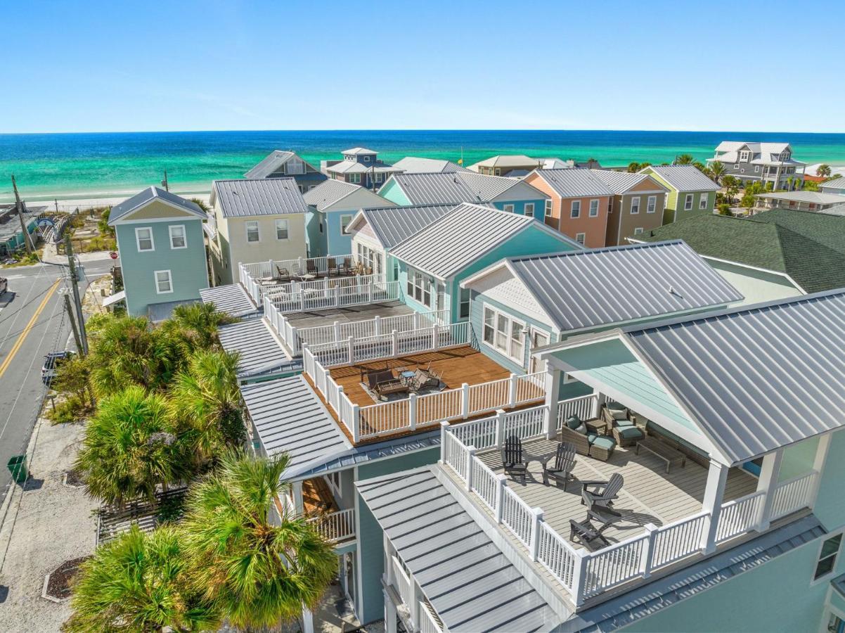 Spectacular 3br 4ba W/ Private Pool, 2 Min Walk To - Sleeps 15! Holiday home Panama City Beach