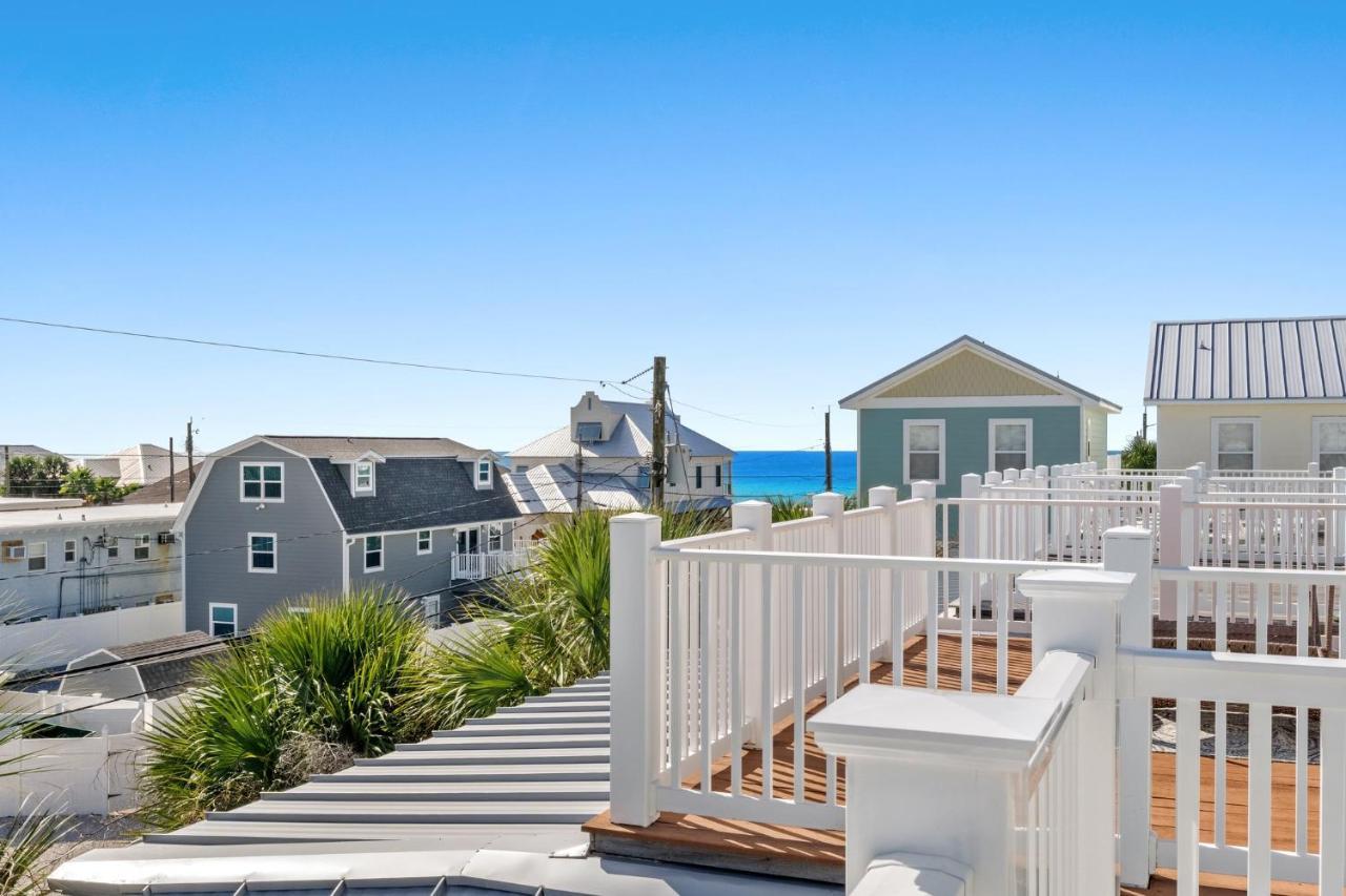 Spectacular 3br 4ba W/ Private Pool, 2 Min Walk To - Sleeps 15! *