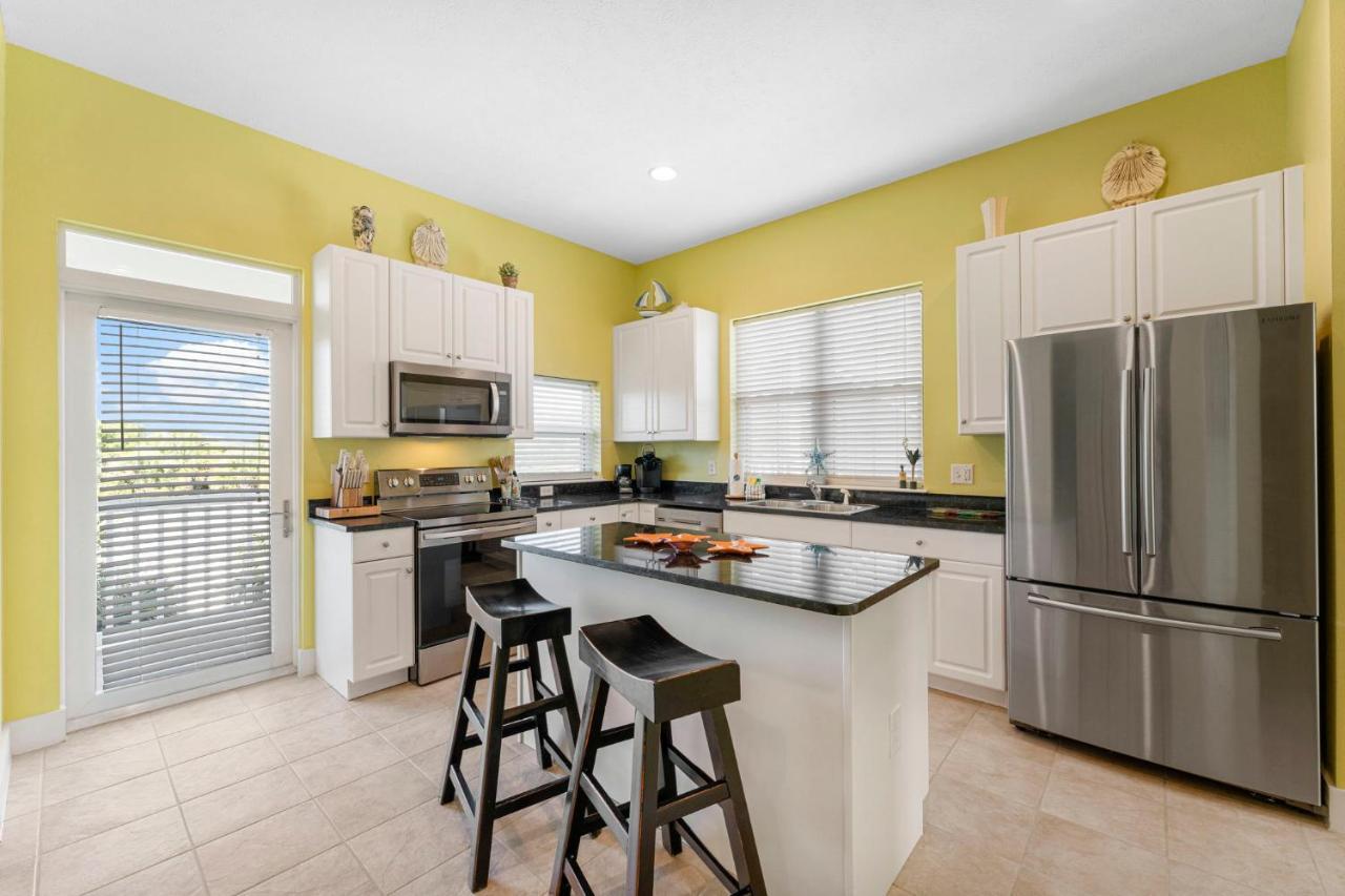 22460 Front Rd - Sunshine House Panama City Beach