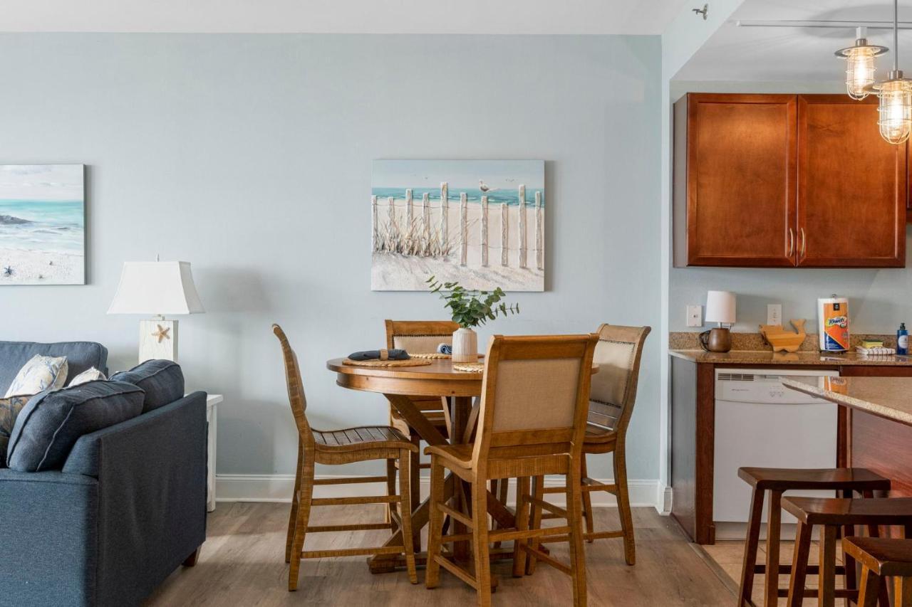 Laketown Wharf #512 By Nautical Holiday home