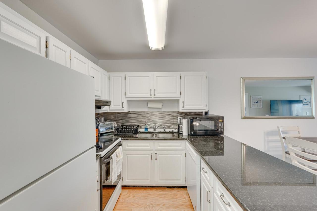 Panama Bay Point Close To Golf! Apartment
